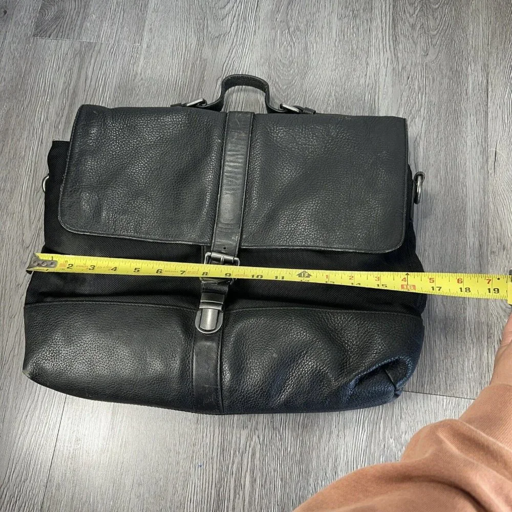 John Varvatos Black Leather Laptop Briefcase Shoulder Messenger Bag Stars READ